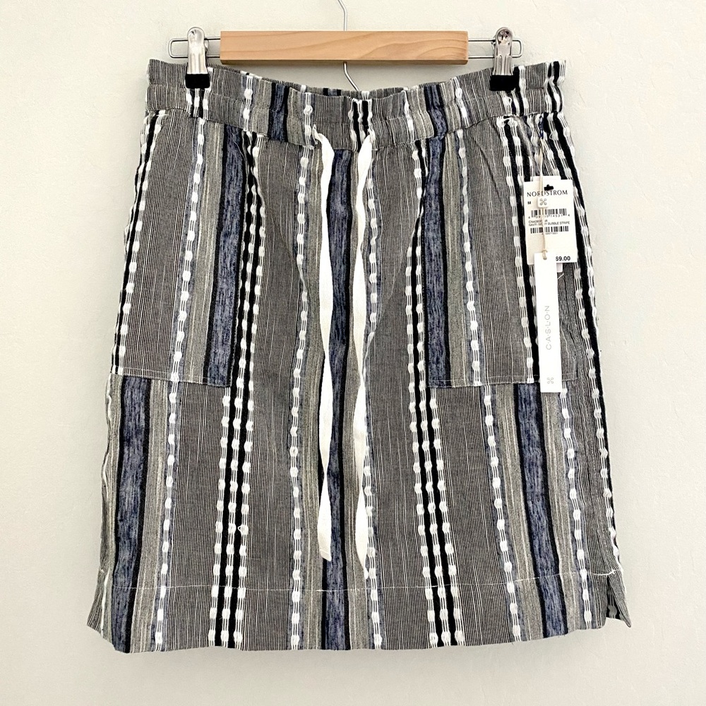 NWT Embroidered Skirt